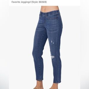 Judy Blue pull on boyfriend jegging 16W